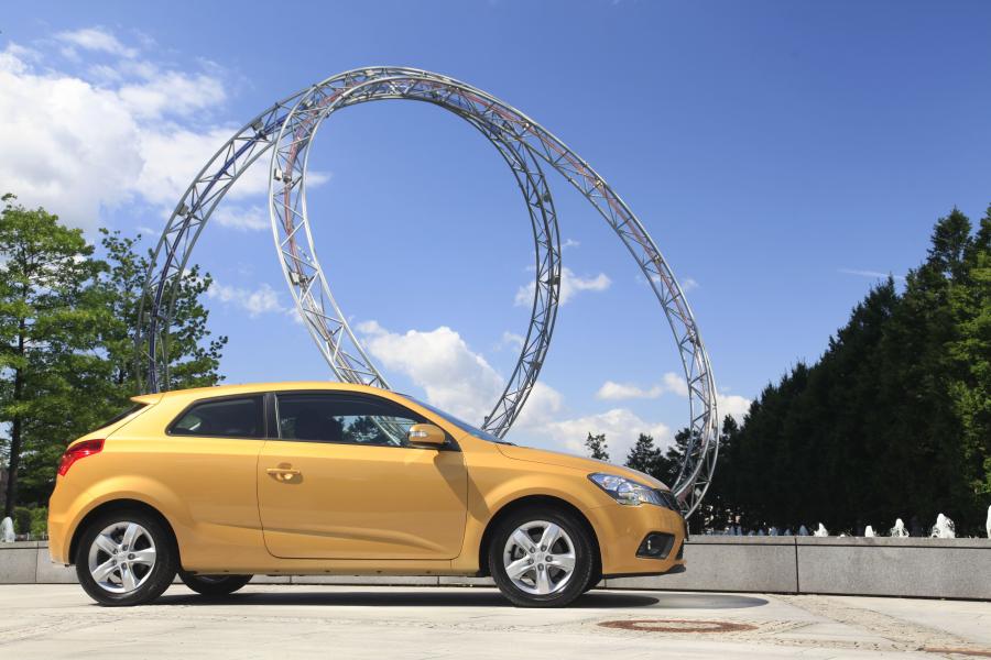  Kia pro_cee&rsquo;d EcoDynamics 2011 года  (фото 86 из 133)